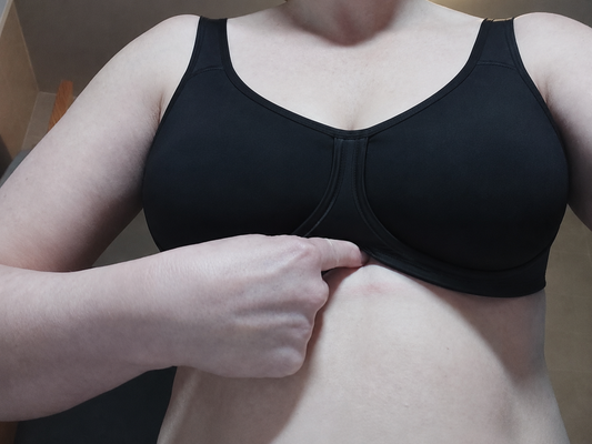 3 Easy Fit Checks for Finding a Better Sports Bra